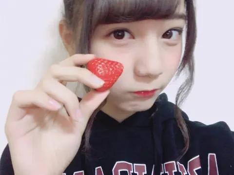 小坂 菜緒｜わんわん🐶 小坂菜緒（2018-01-09）｜4枚目
