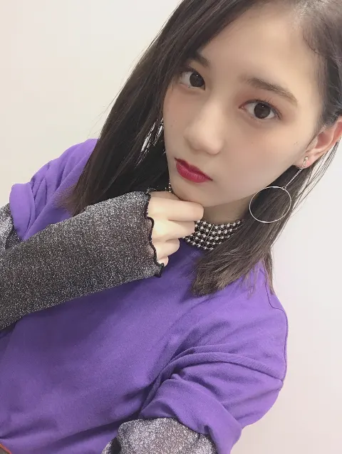小坂 菜緒｜もしも外国人に声をかけられたらって想像してて、私ならなんて言…（2018-09-03）