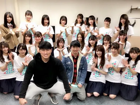 小坂 菜緒｜信号待ちをしてて、ふとちょっとした会話が聞こえてきたんですけ…（2018-12-20）｜6枚目