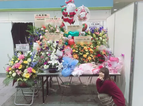 小坂 菜緒｜メリークリスマス、と言っていますがわたし自身があまりクリスマ…（2018-12-25）｜3枚目