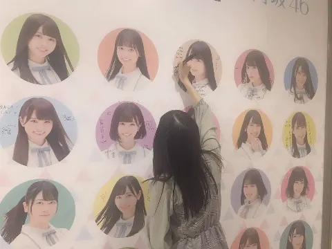 上村 ひなの｜デビュー☀️（2019-03-28）｜2枚目