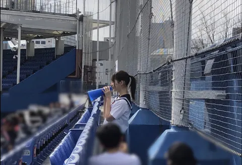 小坂 菜緒｜映画にハマり出すと、ほんとに抜けられないんですよね。今、すご…（2019-04-02）｜9枚目