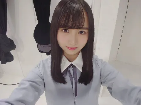 上村 ひなの｜平成最後の4月12日、上村ひなのは15歳になりました。（2019-04-15）