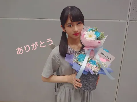 上村 ひなの｜53,個別握手会お花②（2019-06-12）｜2枚目