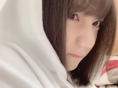 小坂 菜緒｜今目の前にあるものを言います。皆さん予想して？正解は…傘です。早く晴れますように。これでこのタイトルとはさようなら~（2019-07-27）｜4枚目