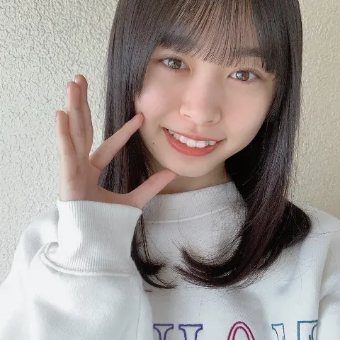 髙橋 未来虹｜前向き（2020-04-18）｜4枚目