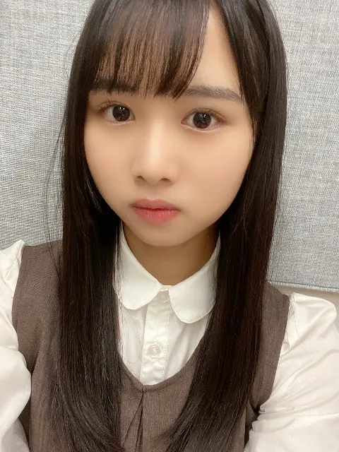 上村 ひなの｜「ひなのなの」（2020-05-24）｜2枚目