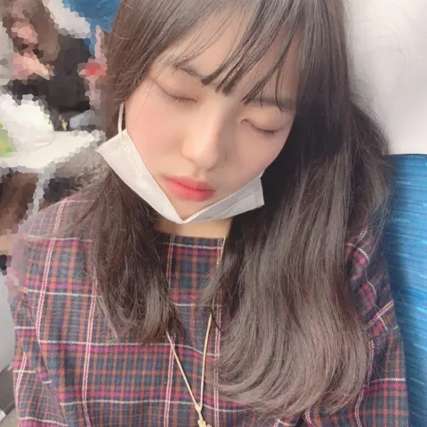 森本 茉莉｜ふふふ。ふふふふ。ふふふふふふふふ。あ、整体師さんいらっしゃいませんか？（2020-05-28）｜3枚目