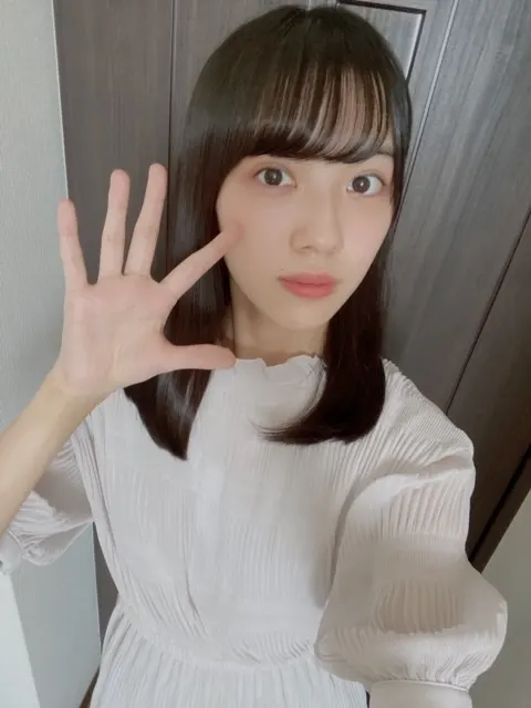 森本 茉莉｜急に暑くなりましたねえ。かき氷屋さんのふわふわのもいいけど、屋台のかき氷が食べたいなあ。（2020-07-20）