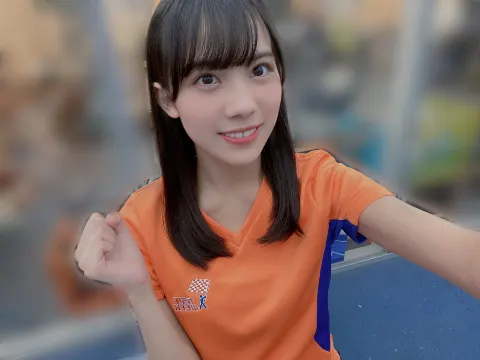 森本 茉莉｜制服着てる時、膝小僧が寒がっております。（2020-10-10）