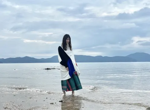 小坂 菜緒｜てんしのさんぽみち、ひとりでにあるくわたし、ふさがれてゆくすえうみのみち（2022-10-21）｜2枚目