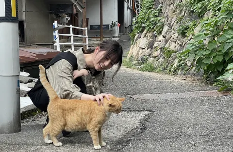 小坂 菜緒｜てんしのさんぽみち、ひとりでにあるくわたし、ふさがれてゆくすえうみのみち（2022-10-21）｜6枚目