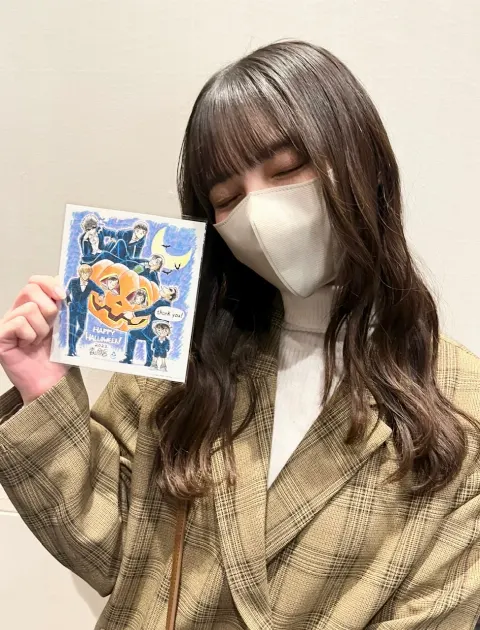 小坂 菜緒｜夜になるのが早くなってきて、何時になったら家の電気をつけよう…（2022-12-16）｜2枚目