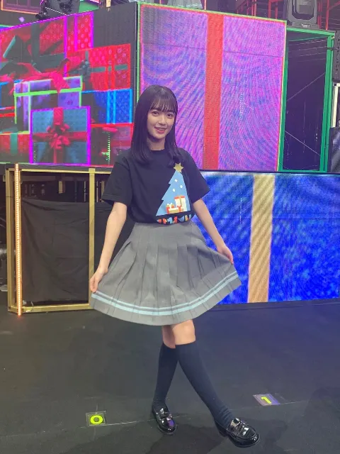 平尾 帆夏｜パステルブルー×オレンジ  平尾帆夏（2022-12-19）
