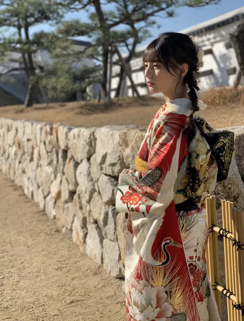 小坂 菜緒｜時の流れに逆らって（2023-01-19）｜3枚目