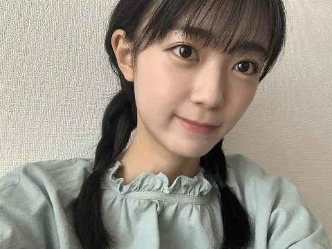 平尾 帆夏｜空色りぼんのセーラー服  平尾帆夏（2023-03-25）｜3枚目