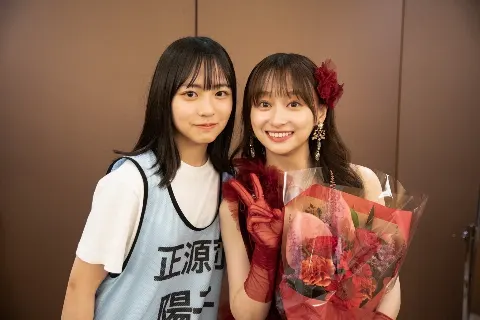 正源司 陽子｜東雲を見ながらギターを弾くのが好きな正源司陽子（2023-07-21）