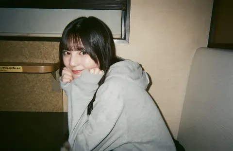 小坂 菜緒｜朝4時その時点でもうセミは声を上げていて、日を追う毎にむしっ…（2023-07-30）