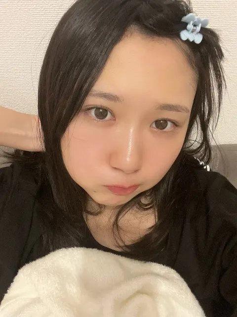 藤嶌 果歩｜おやすみなさいな感じ（2023-08-17）｜2枚目