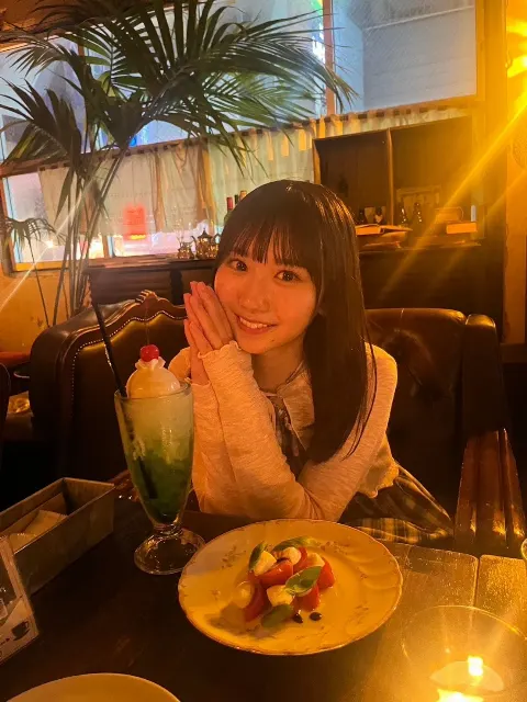 藤嶌 果歩｜趣味と答えるにはまだ恥ずかしいかも（2023-10-05）｜3枚目