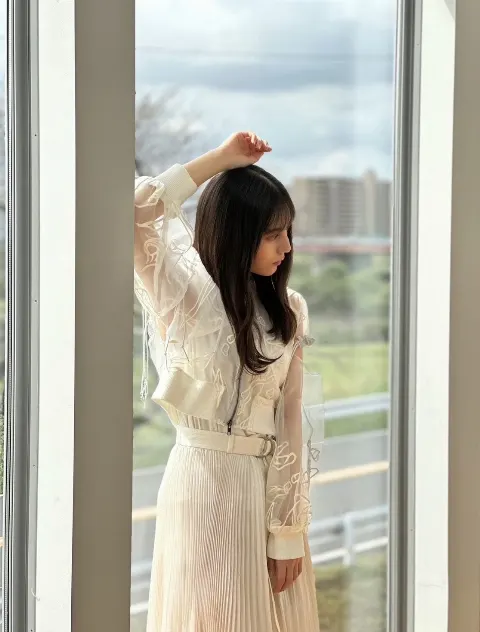 小坂 菜緒｜今は甘そうで甘くないわたがしを食す、いつか味がするように。（2023-11-12）