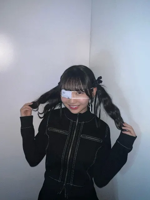 藤嶌 果歩｜右目にハート（2024-01-17）｜3枚目