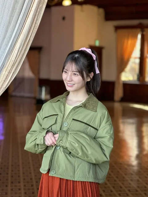 小坂 菜緒｜窓を開けて過ごせる気候、春を堪能し夏が近づいてる雰囲気を感じ…（2024-04-30）｜7枚目