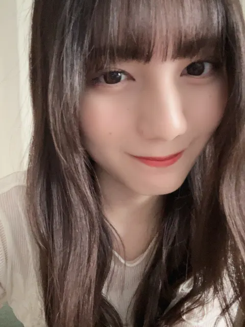 小坂 菜緒｜9月のバースデーガールがひとり。続くは、9月は夏なのか秋なのか論争。はたして結論はいかに。私は秋と言いたい派。（2024-09-30）