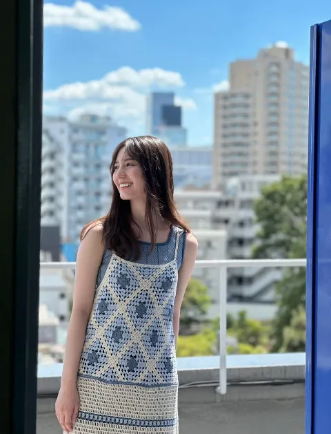 小坂 菜緒｜9月のバースデーガールがひとり。続くは、9月は夏なのか秋なのか論争。はたして結論はいかに。私は秋と言いたい派。（2024-09-30）｜7枚目