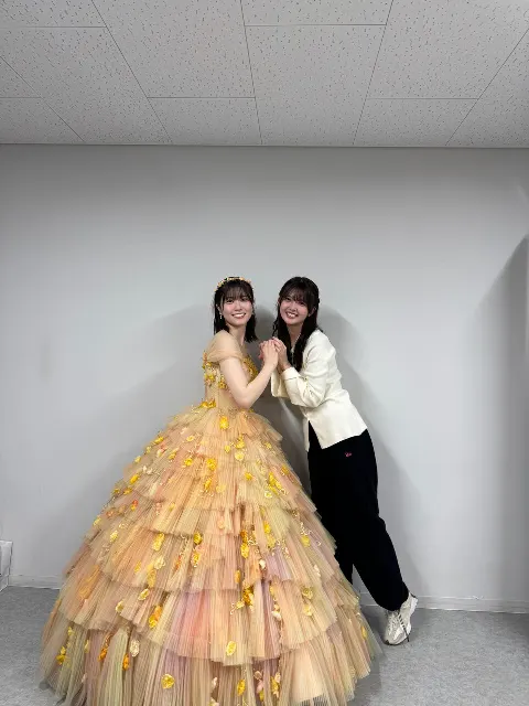 山下 葉留花｜はるはる日記🌱 - 夜空の月まで丹生さんのこと見てた -（2024-12-03）｜6枚目