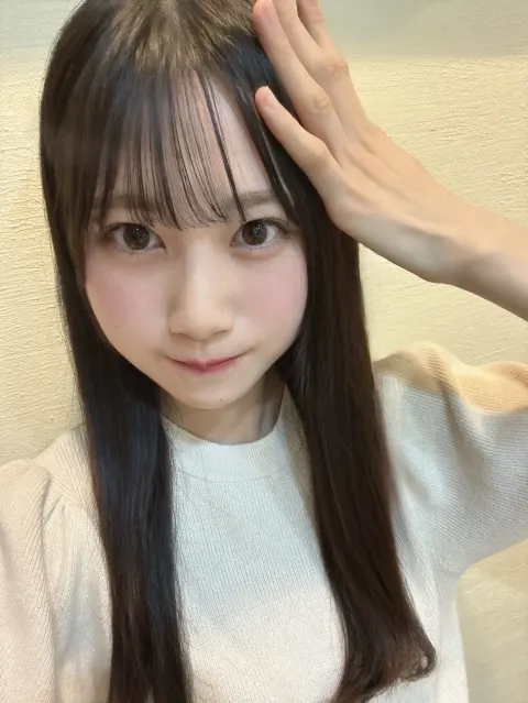 鶴崎 仁香｜にこぼーの。 鶴崎仁香（2025-04-29）｜3枚目