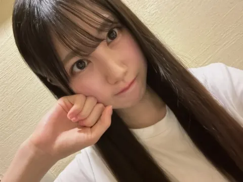 鶴崎 仁香｜夏が始まった合図がした　鶴崎仁香（2025-06-18）｜3枚目