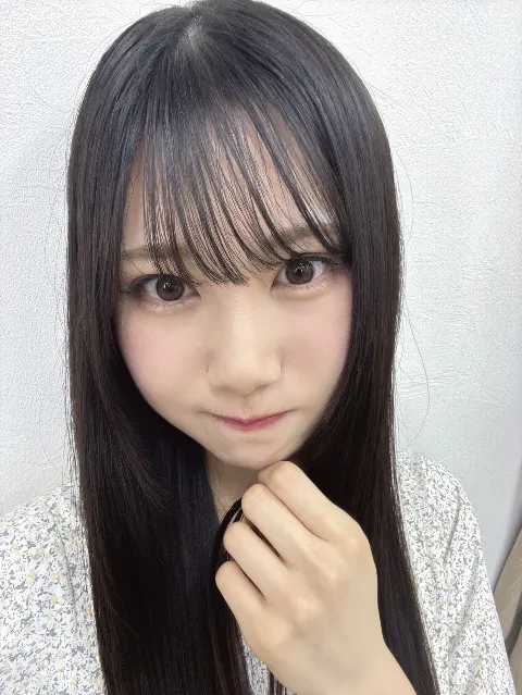 鶴崎 仁香｜話したいこと、いっぱいあるの。鶴崎仁香（2025-08-07）｜3枚目