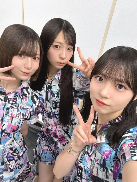 正源司 陽子｜別れ際のハイタッチからは鈍い音がする正源司　陽子（2025-08-31）｜3枚目