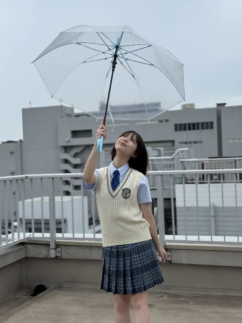 渡辺 莉奈｜降りしきる雨の音に掻き消される（2025-09-18）｜3枚目