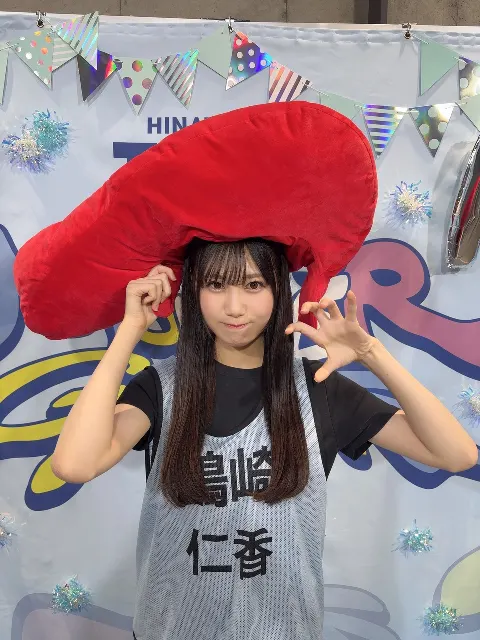 鶴崎 仁香｜福岡、ばりすいとーよ¨̮♡（2025-10-06）｜2枚目