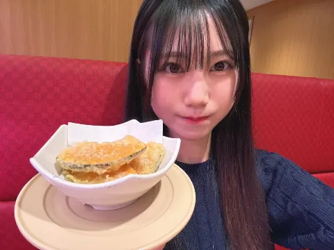 鶴崎 仁香｜今日のお昼は何にするの〜？　#にこにこぶろぐ（2025-10-10）｜3枚目