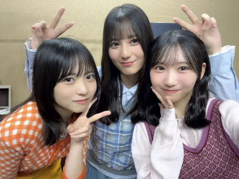 藤嶌 果歩｜三姉妹（2025-10-17）｜2枚目