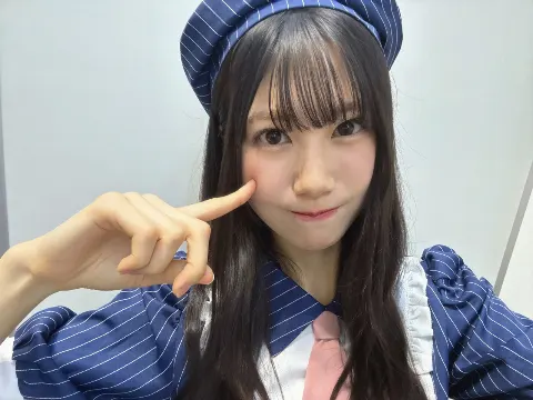 鶴崎 仁香｜The next station is TOKYO 🪄︎︎（2025-11-19）｜4枚目