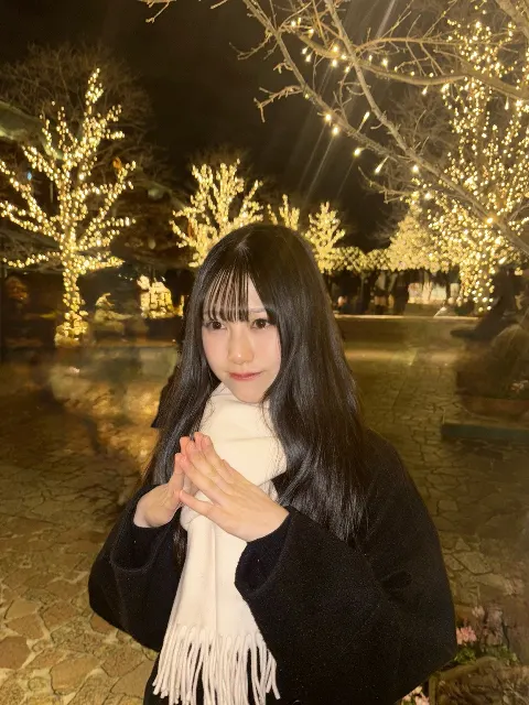鶴崎 仁香｜Happy Holidays ❄️（2025-12-24）｜3枚目