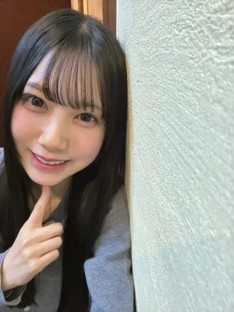 鶴崎 仁香｜にこにこな冬（2026-01-24）｜2枚目