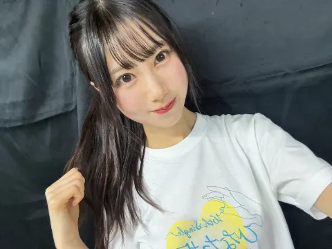 鶴崎 仁香｜春の光に心を弾ませて。（2026-02-22）｜3枚目
