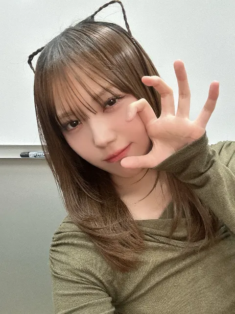森本 茉莉｜何故こちらを見ているのか（2026-02-26）｜3枚目