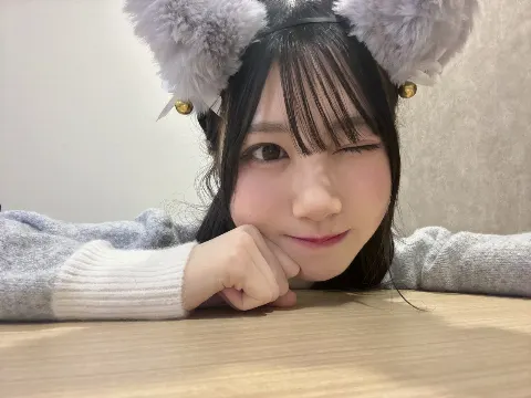 鶴崎 仁香｜初めまして、鶴崎ねこです🐈‍⬛（2026-02-28）｜3枚目