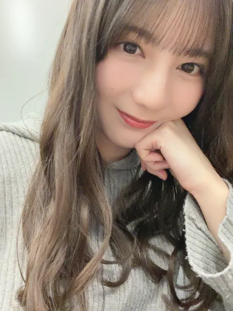 小坂 菜緒｜好きな花はずっとそばで咲き誇る（2026-02-28）