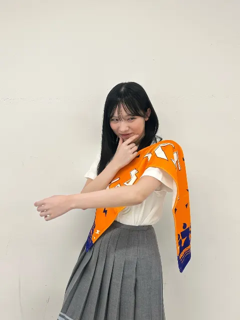 森本 茉莉｜茉莉ちゃん！その右手は何？？！その指は何？？！まさかお兄ちゃんの貯金b（2026-04-03）｜3枚目