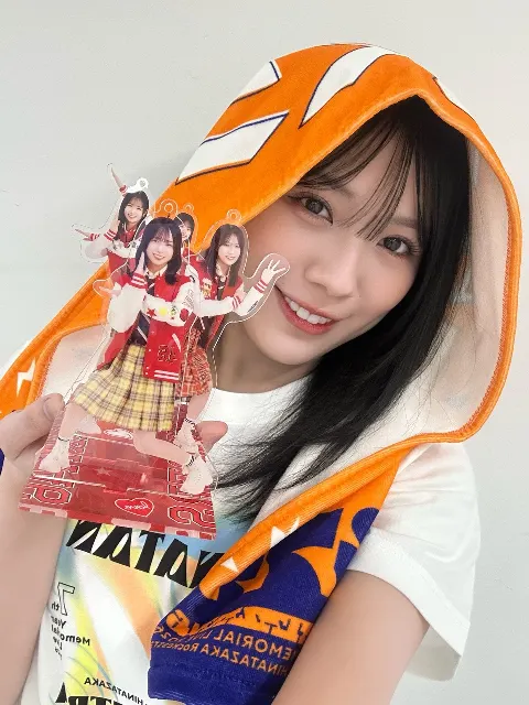 森本 茉莉｜茉莉ちゃん！その右手は何？？！その指は何？？！まさかお兄ちゃんの貯金b（2026-04-03）｜4枚目