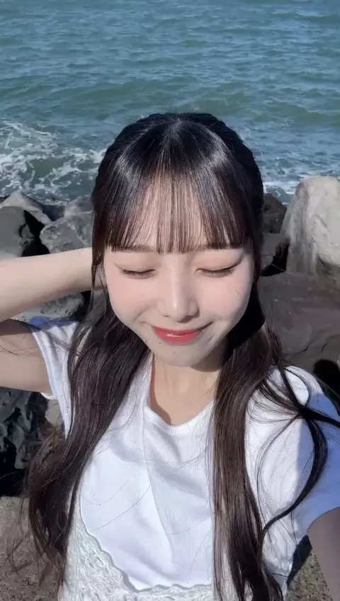 下田 衣珠季｜鶏皮チップスだーいすき♡1番最後の写真が1番お気に入りかも、…（2026-04-22）