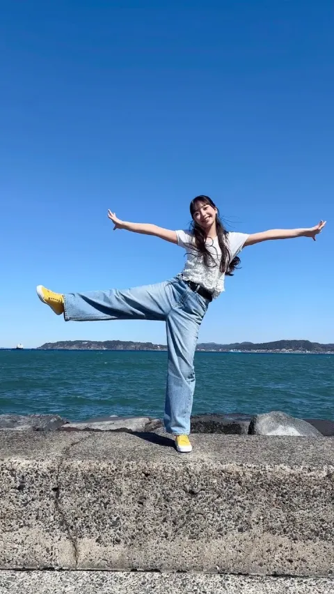 下田 衣珠季｜鶏皮チップスだーいすき♡1番最後の写真が1番お気に入りかも、…（2026-04-22）｜3枚目