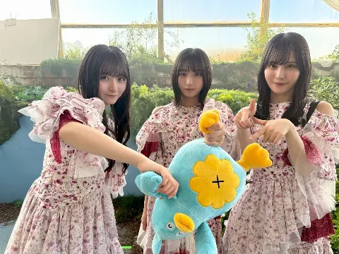 ポカ｜でんせんのポカもじっとこっちをみている（2026-05-08）｜2枚目
